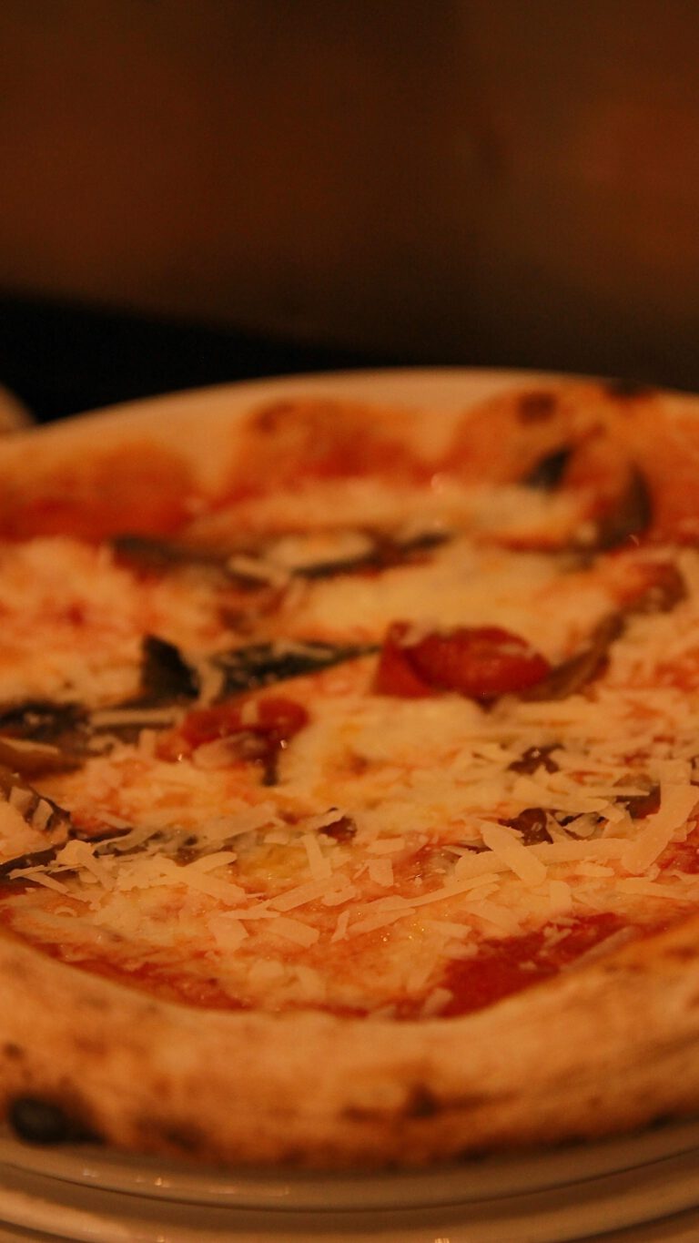 Instagram post from quindicipizza. This post is in position 4.